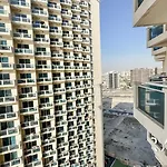 Rare Holiday Homes - Lake View - The Lago Vista Tower A - Dubai Production City - R1503